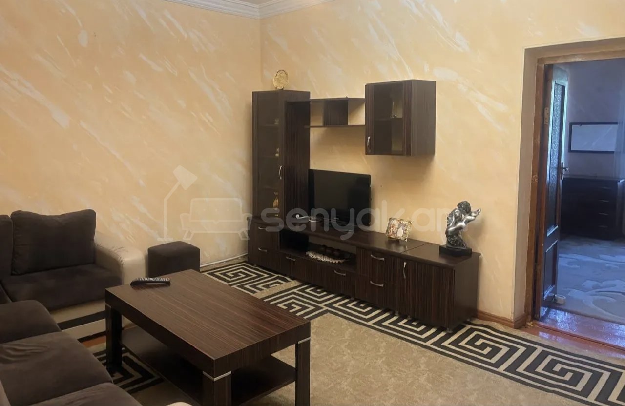 3 Սենյականոց Բնակարան Քարե Շենքում, 69քմ, 1/1 հարկ, Կապիտալ Վերանորոգված, Կահավորված