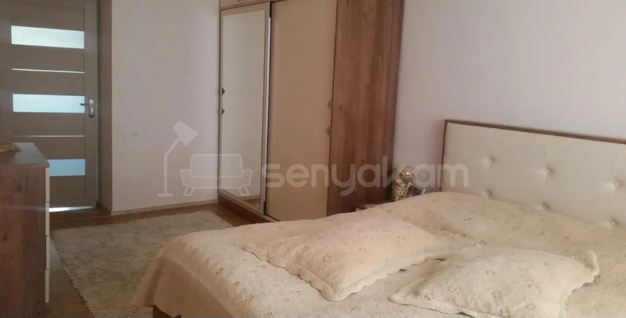 2 Սենյականոց Բնակարան Քարե Շենքում, 72քմ, 4/4 հարկ, Կապիտալ Վերանորոգված, Կահավորված