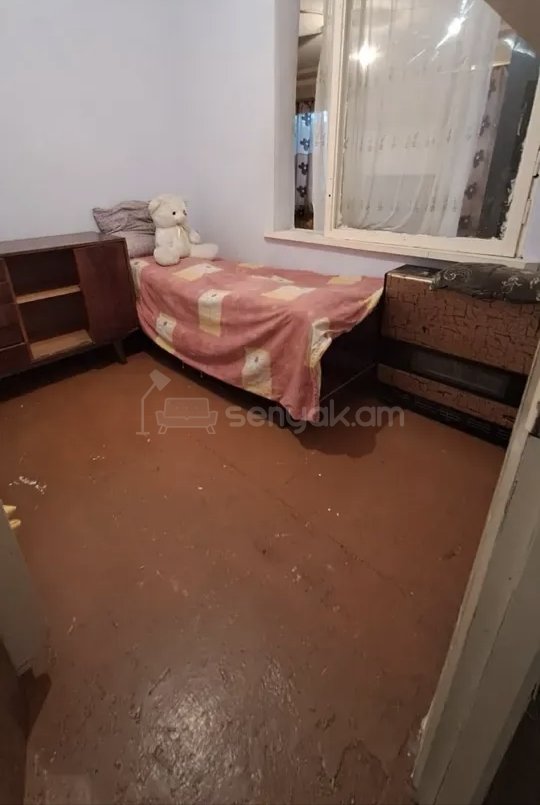 1 Սենյականոց Բնակարան Քարե Շենքում, 34քմ, 1/1 հարկ, Կոսմետիկ Վերանորոգված, Կահավորված