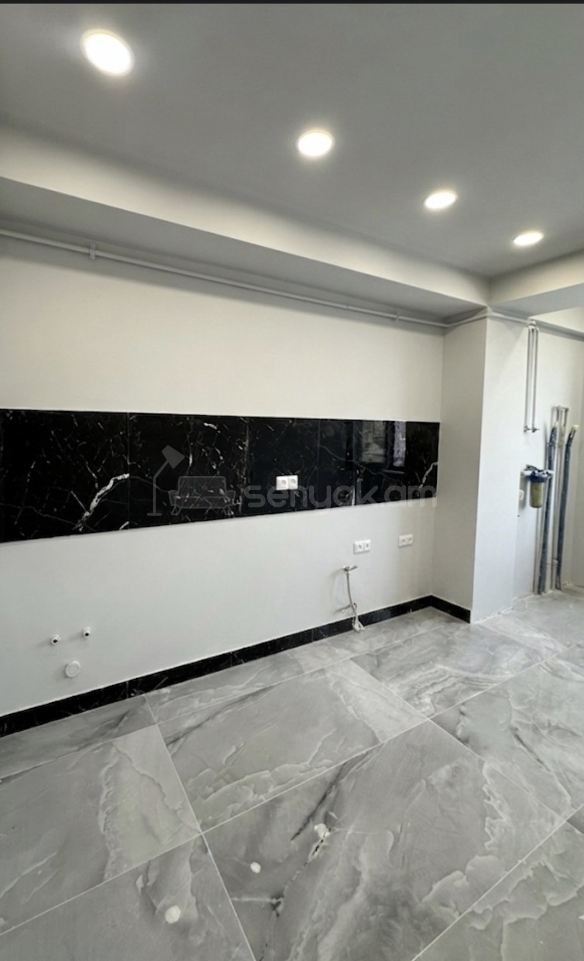 2 Սենյականոց Բնակարան, 43քմ, 8/10 հարկ, Դիզայներական Վերանորոգված