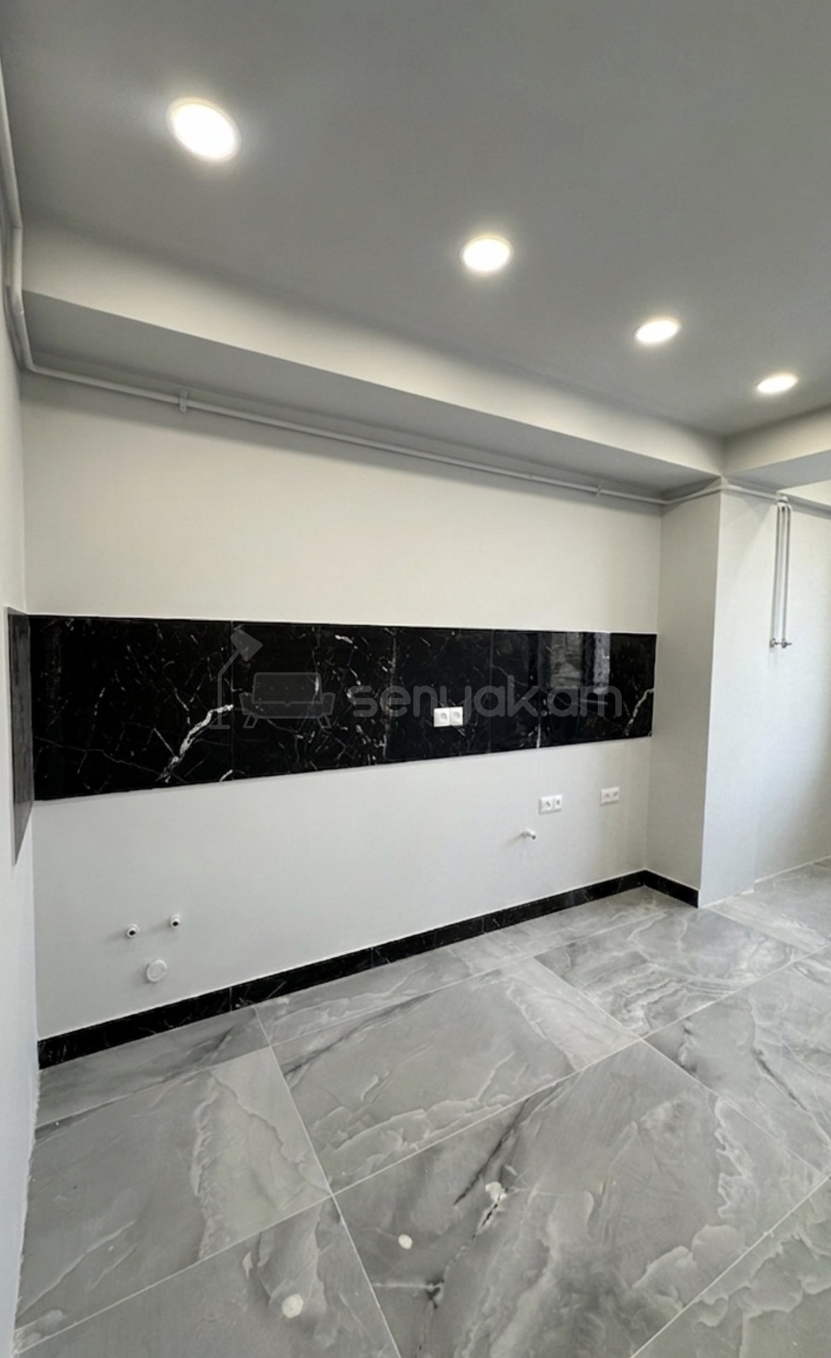 2 Սենյականոց Բնակարան, 43քմ, 8/10 հարկ, Դիզայներական Վերանորոգված