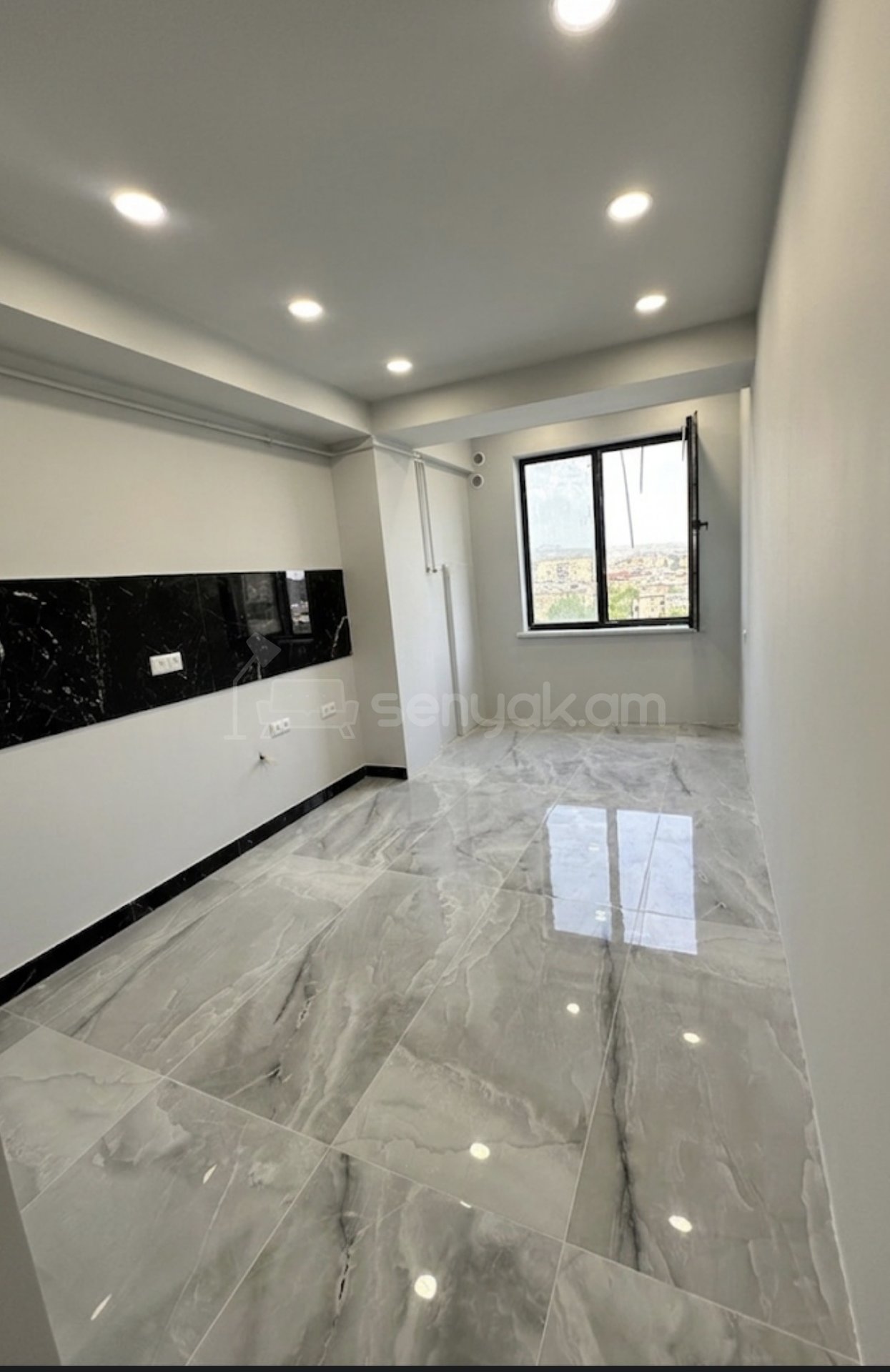 2 Սենյականոց Բնակարան, 43քմ, 8/10 հարկ, Դիզայներական Վերանորոգված