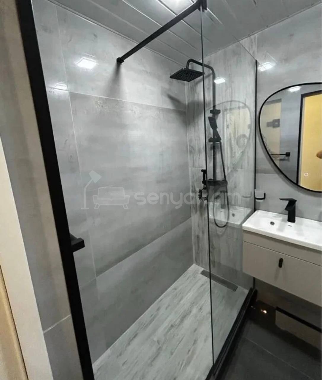 2 Սենյականոց Բնակարան Քարե Շենքում, 48քմ, 4/5 հարկ, Կապիտալ Վերանորոգված