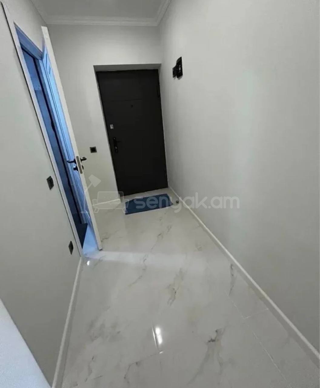 2 Սենյականոց Բնակարան Քարե Շենքում, 48քմ, 4/5 հարկ, Կապիտալ Վերանորոգված