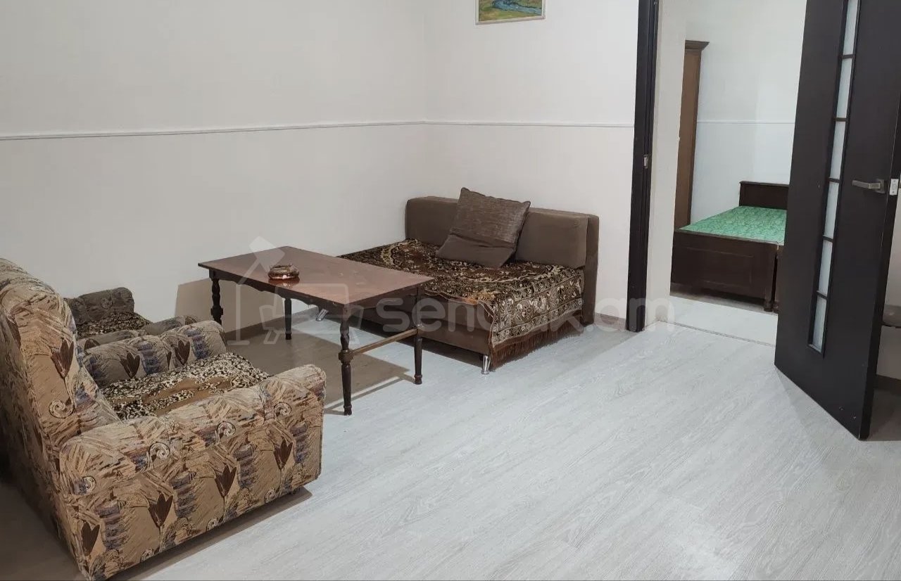 2 Սենյականոց Բնակարան Քարե Շենքում, 48քմ, 1/1 հարկ, Կապիտալ Վերանորոգված, Կահավորված