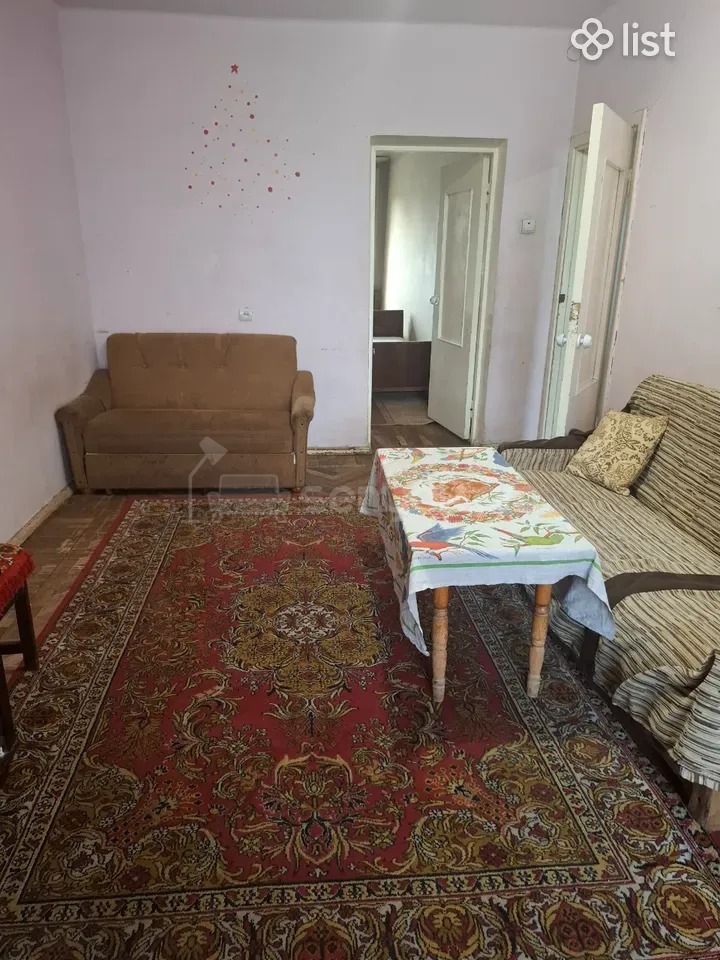 2 Սենյականոց Բնակարան Քարե Շենքում, 58քմ, 4/9 հարկ, Նորմալ Վիճակում, Կահավորված, Արևկող