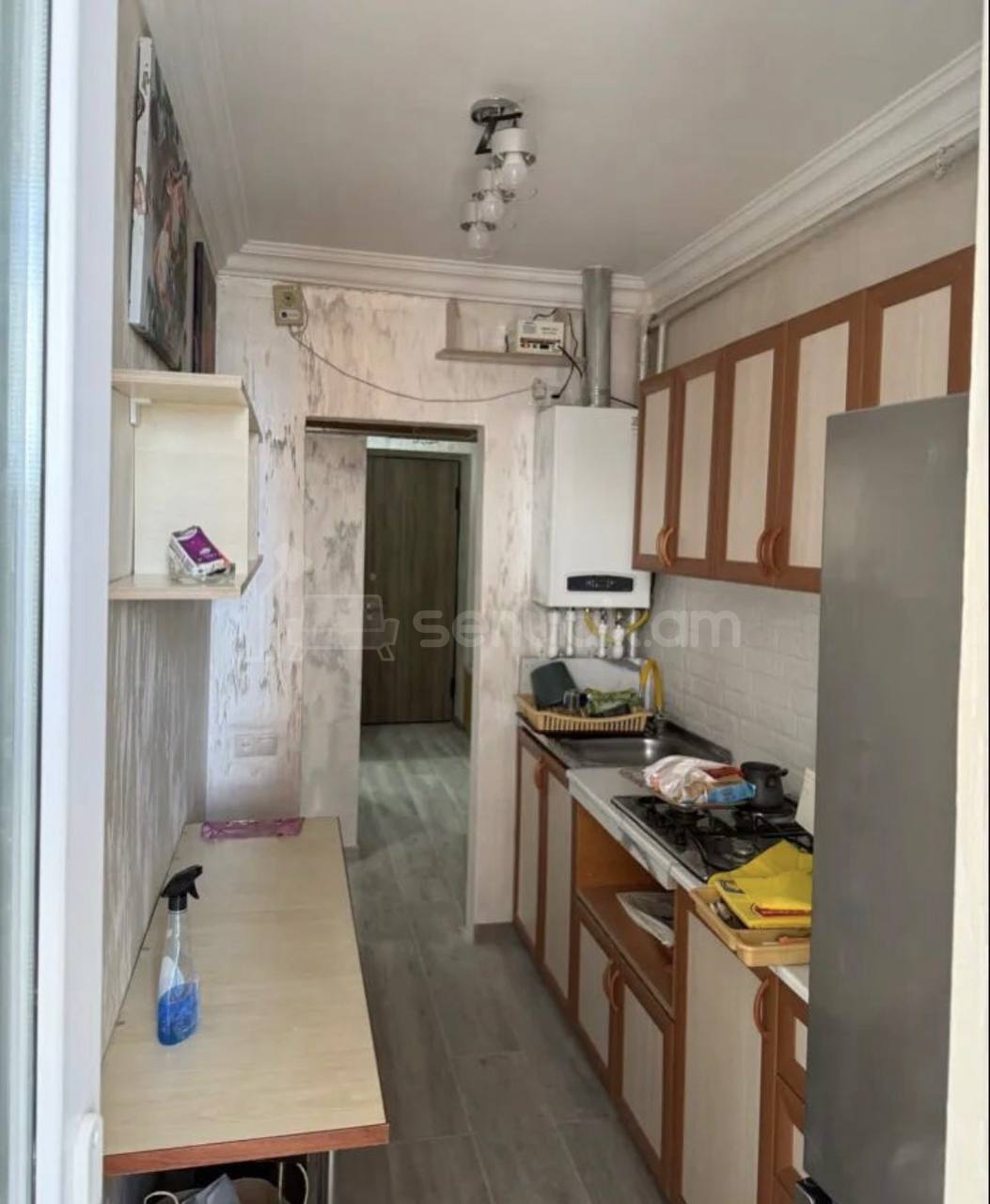 1 Սենյականոց Բնակարան Քարե Շենքում, 47քմ, 5/5 հարկ, Կապիտալ Վերանորոգված, Կահավորված