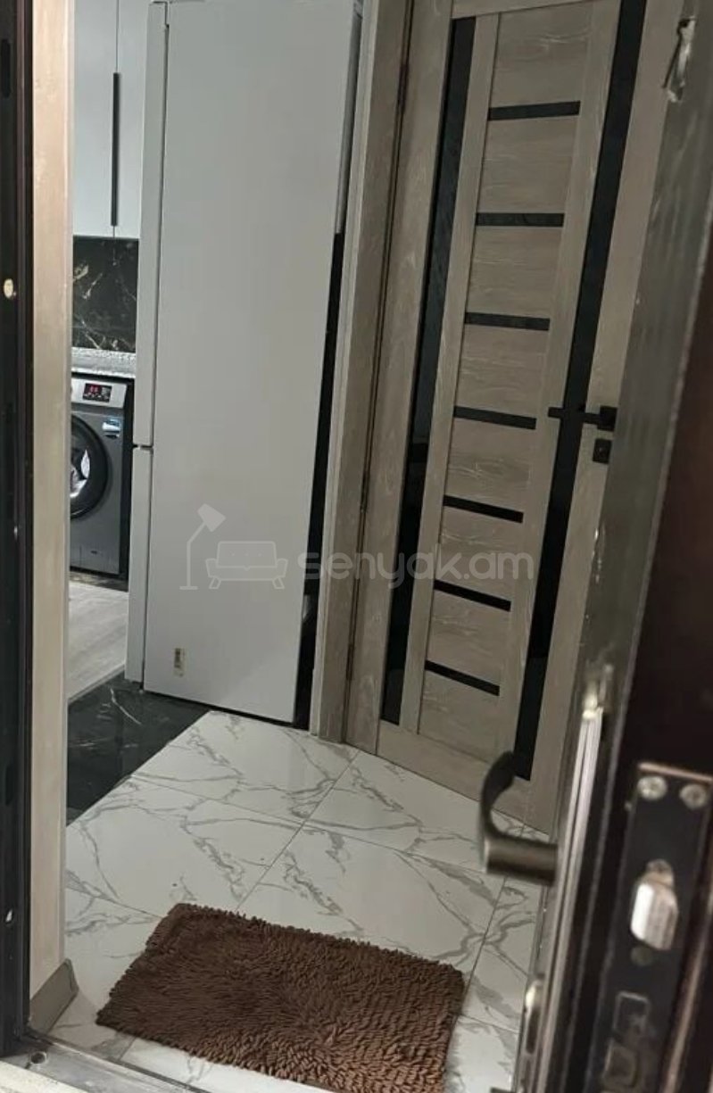 2 Սենյականոց Բնակարան Քարե Շենքում, 40քմ, 1/5 հարկ, Կապիտալ Վերանորոգված, Կահավորված