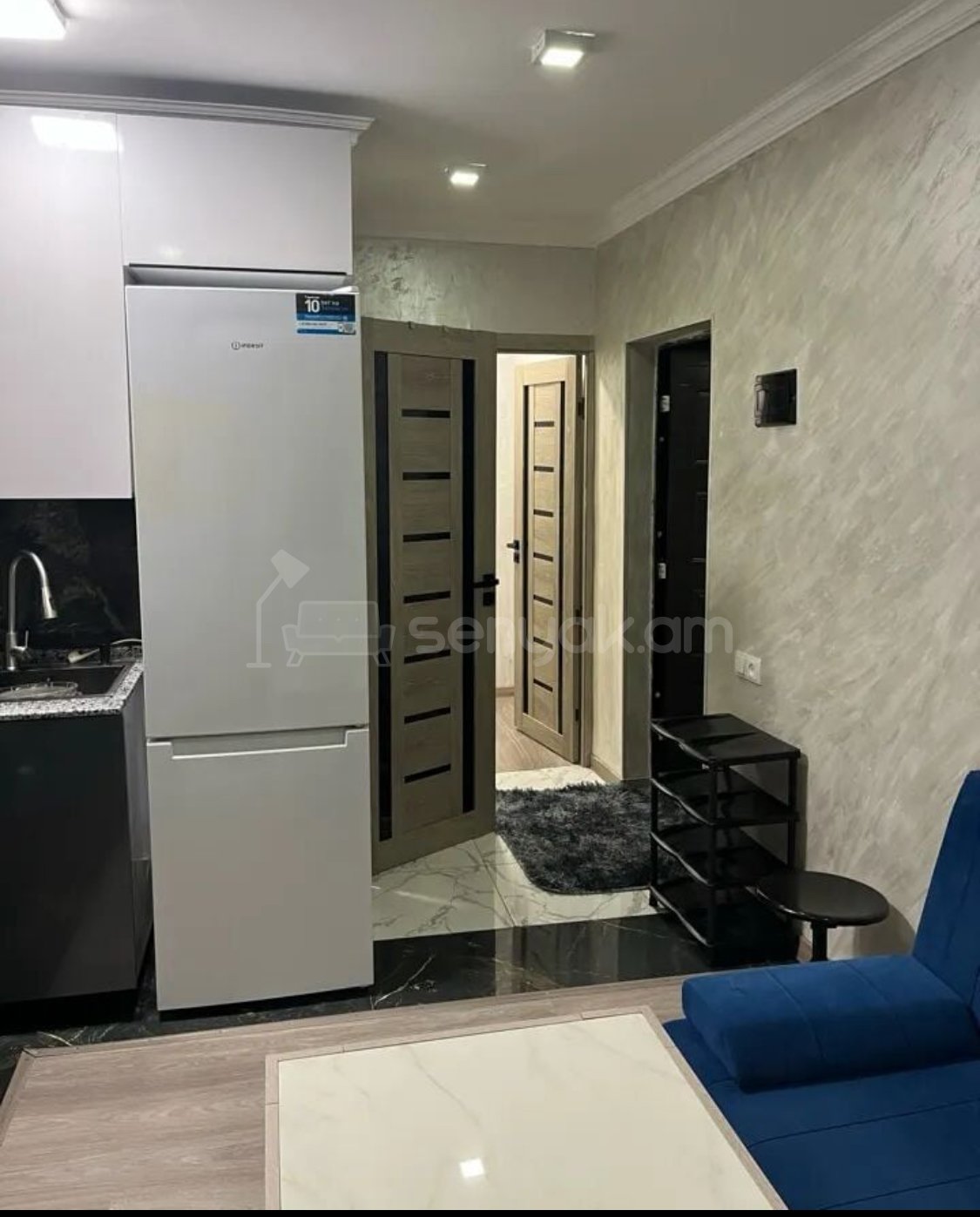 2 Սենյականոց Բնակարան Քարե Շենքում, 40քմ, 1/5 հարկ, Կապիտալ Վերանորոգված, Կահավորված