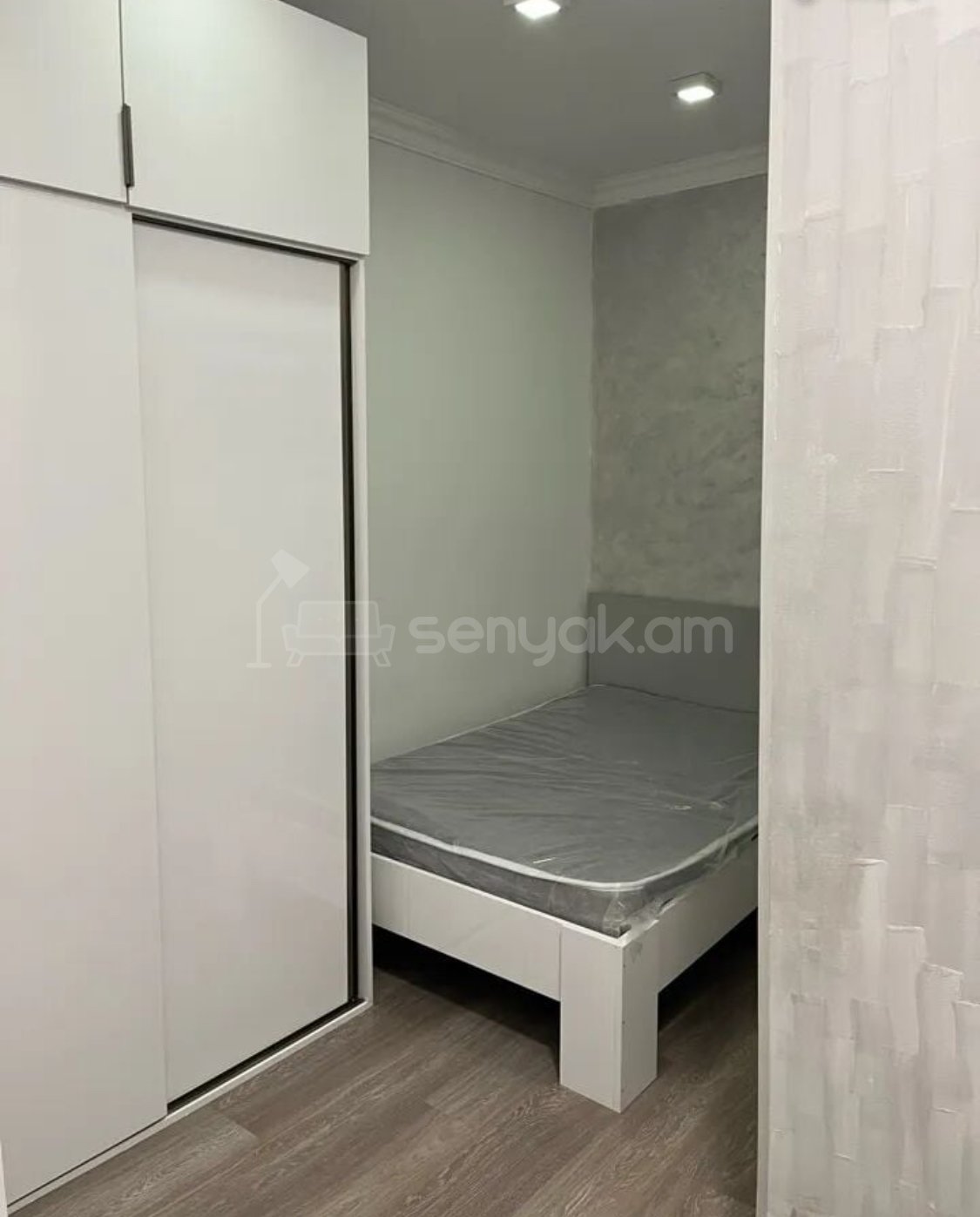 2 Սենյականոց Բնակարան Քարե Շենքում, 40քմ, 1/5 հարկ, Կապիտալ Վերանորոգված, Կահավորված