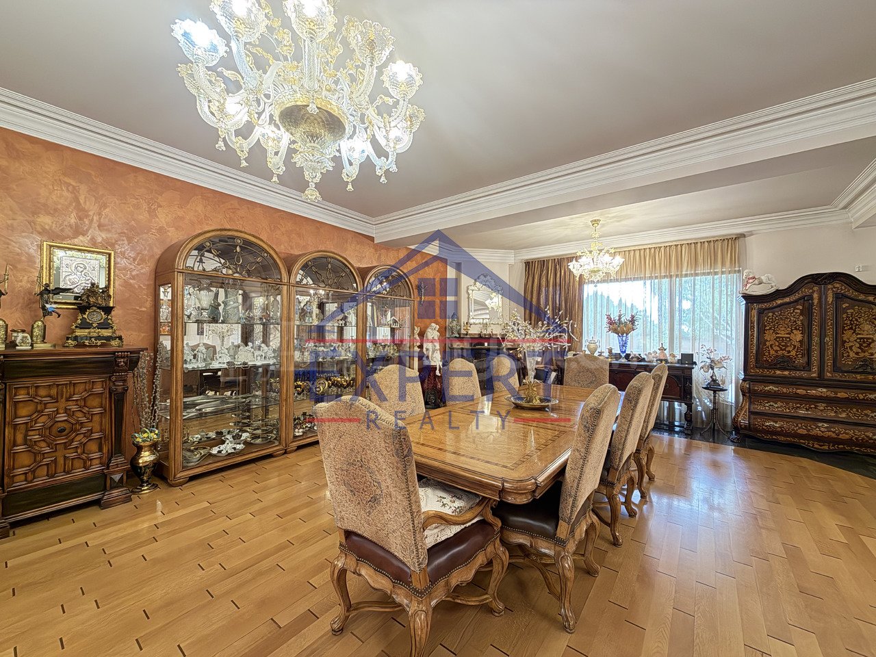 6 Սենյականոց Շքեղ Առանձնատուն, 679քմ, Լողավազանով, Ավտոտնակով
