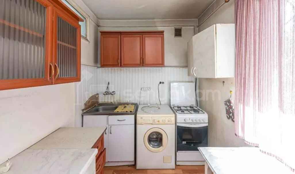 2 Սենյականոց Բնակարան Քարե Շենքում, 50քմ, 1/5 հարկ, Կոսմետիկ Վերանորոգված, Կահավորված