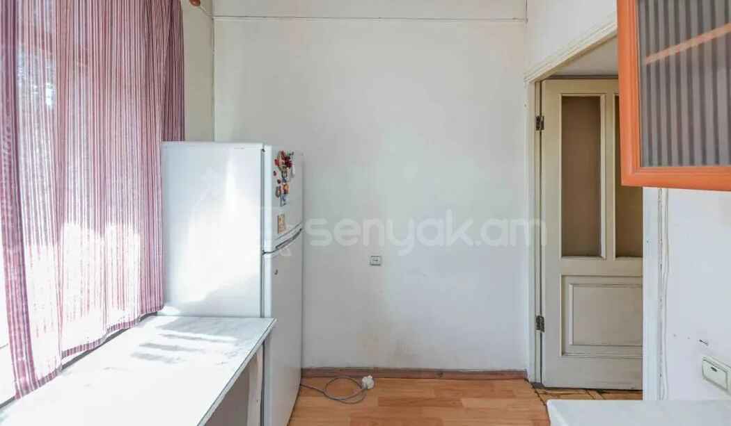 2 Սենյականոց Բնակարան Քարե Շենքում, 50քմ, 1/5 հարկ, Կոսմետիկ Վերանորոգված, Կահավորված