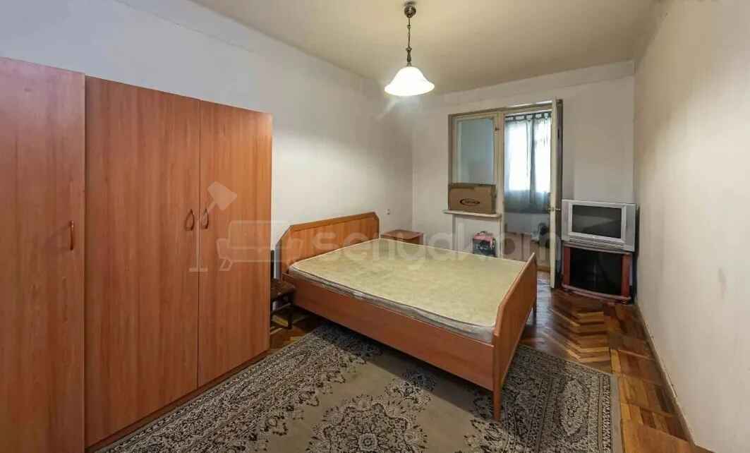 2 Սենյականոց Բնակարան Քարե Շենքում, 50քմ, 1/5 հարկ, Կոսմետիկ Վերանորոգված, Կահավորված