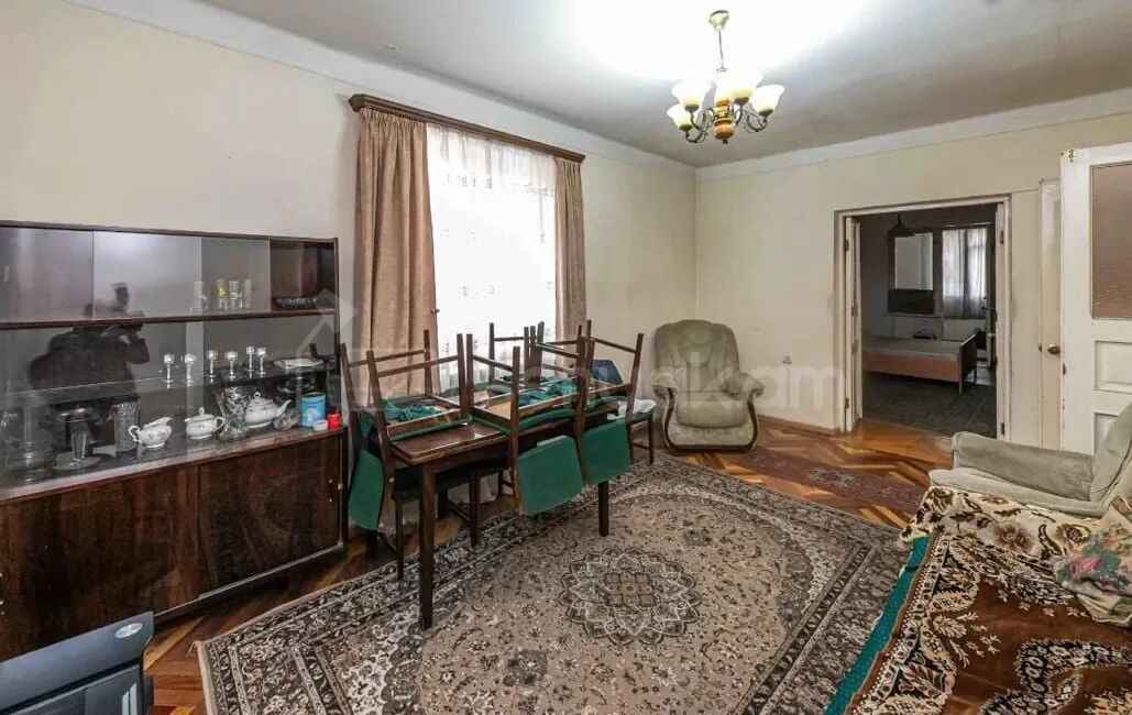 2 Սենյականոց Բնակարան Քարե Շենքում, 50քմ, 1/5 հարկ, Կոսմետիկ Վերանորոգված, Կահավորված