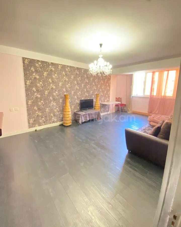 2 Սենյականոց Բնակարան, 70քմ, 7/9 հարկ, Կապիտալ Վերանորոգված, Կահավորված