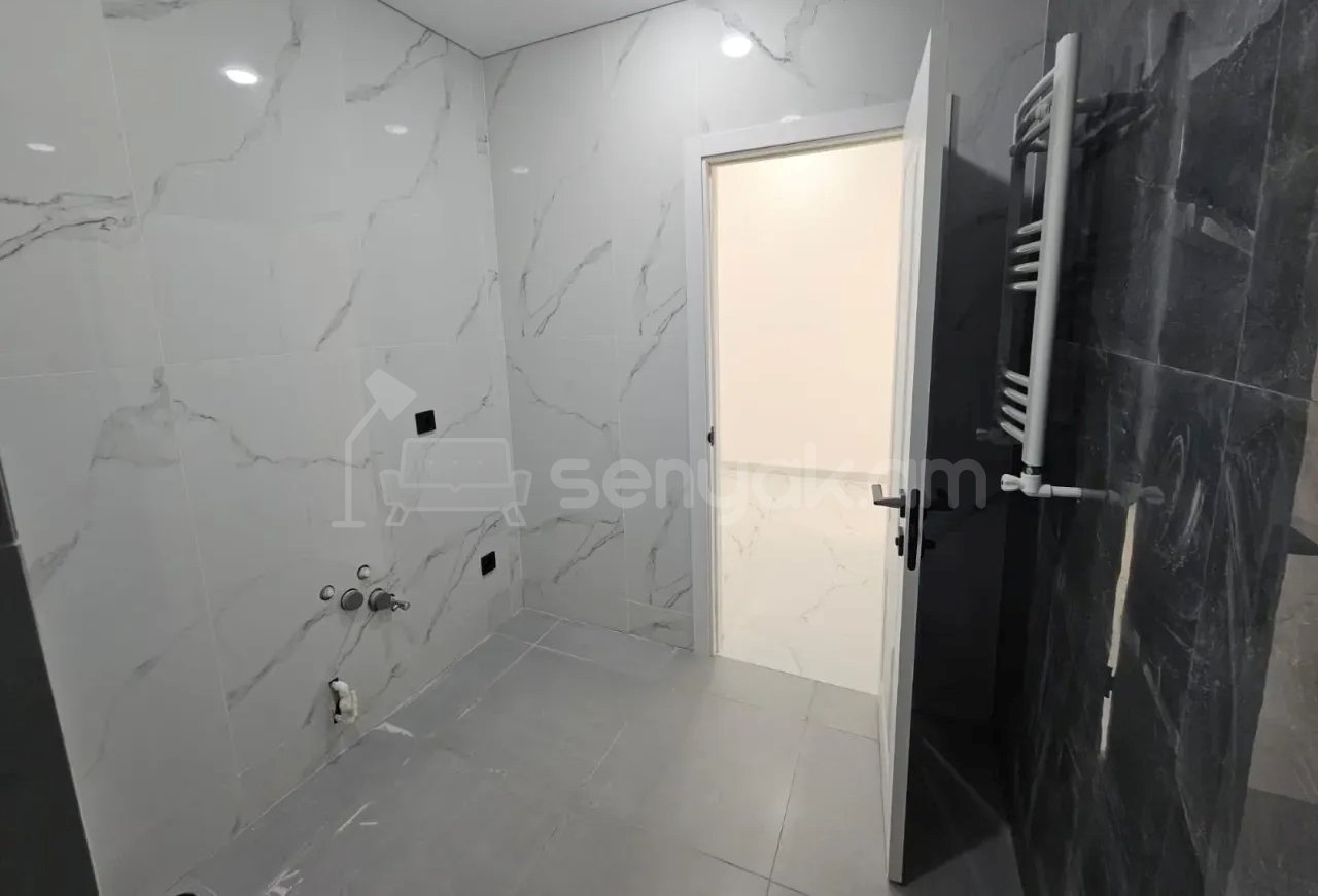 3 Սենյականոց Բնակարան Նորակառույցում, 85քմ, 9/11 հարկ, Կապիտալ Վերանորոգված