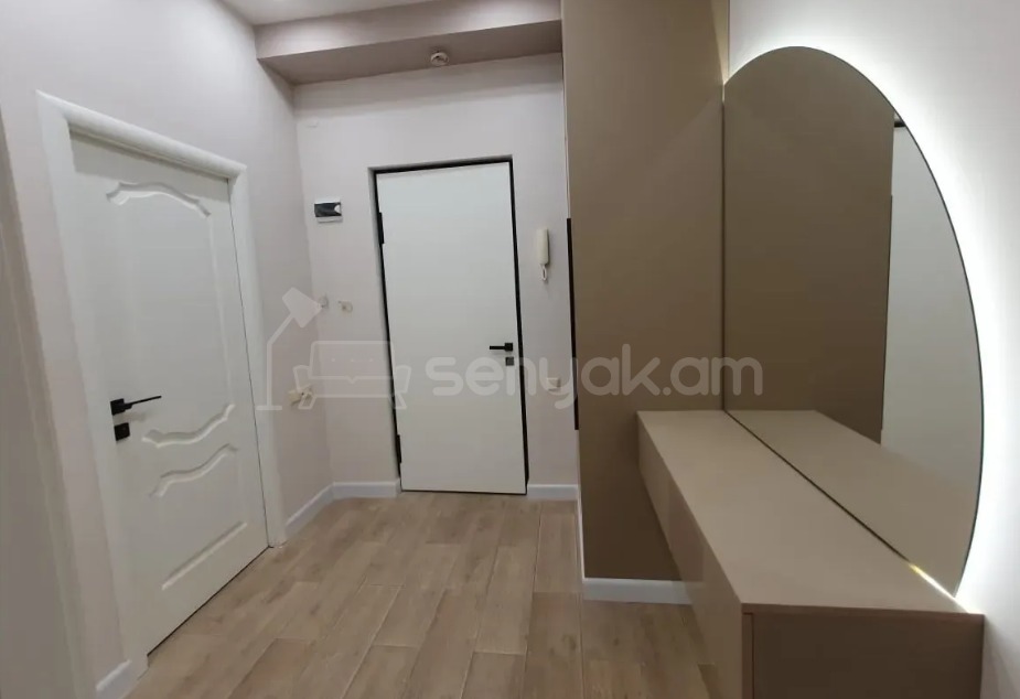 2 Սենյականոց Բնակարան Նորակառույցում, 40քմ, 12/14 հարկ, Կապիտալ Վերանորոգված