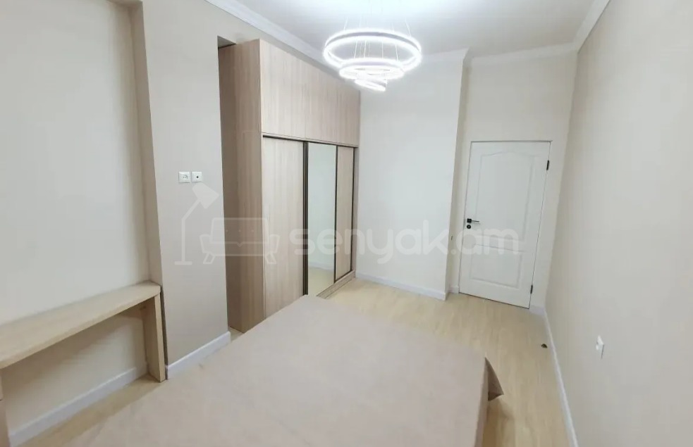 2 Սենյականոց Բնակարան Նորակառույցում, 40քմ, 12/14 հարկ, Կապիտալ Վերանորոգված