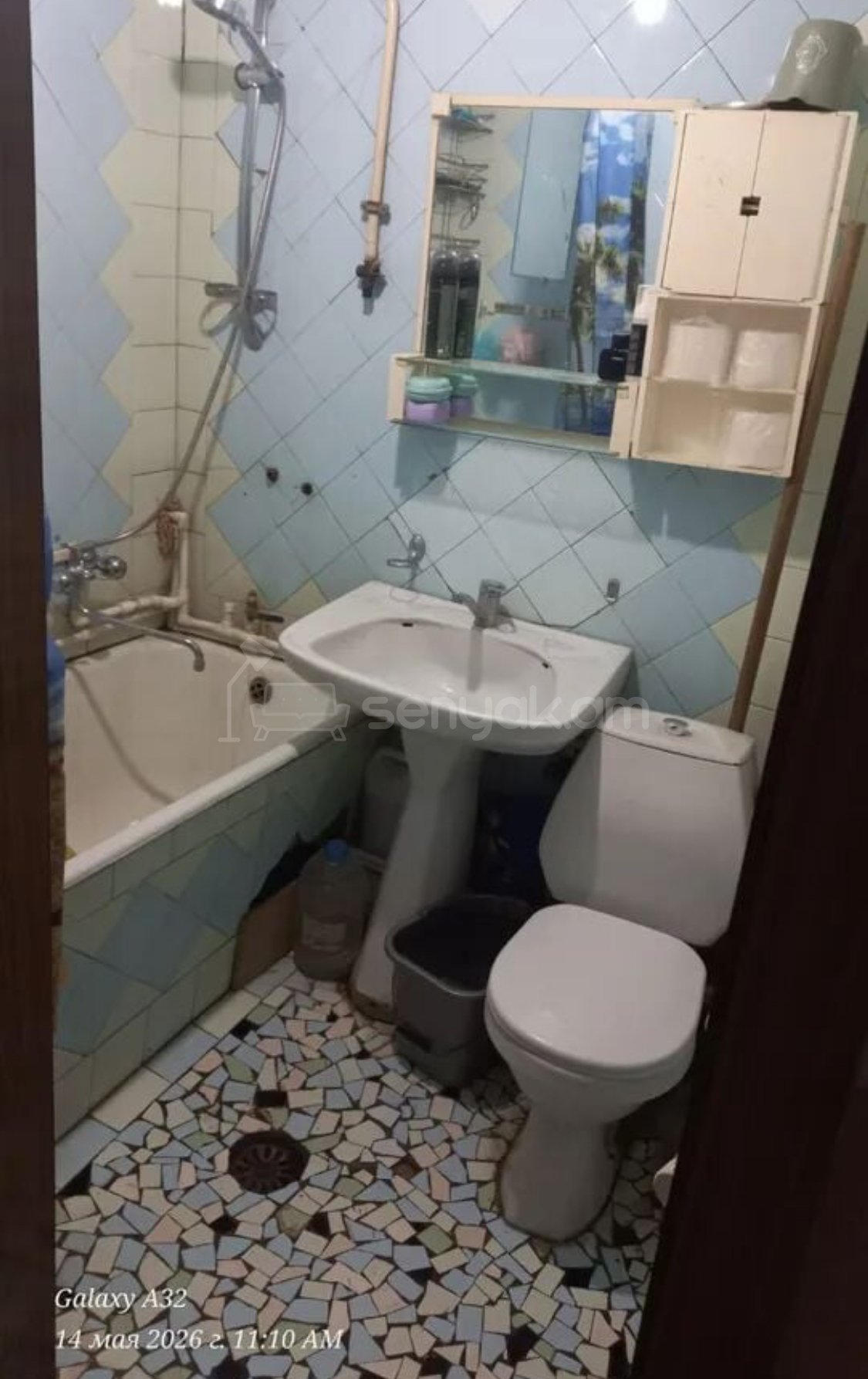 3 Սենյականոց Բնակարան Քարե Շենքում, 73քմ, 2/5 հարկ, Պետական Վիճակում