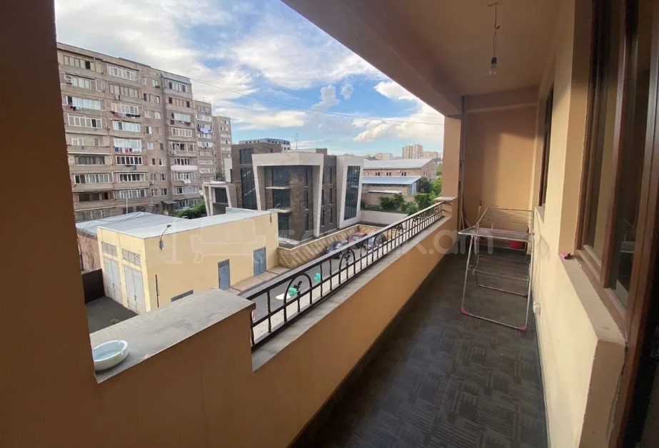 3 Սենյականոց Բնակարան Նորակառույցում, 67քմ, 3/19 հարկ, Կապիտալ Վերանորոգված