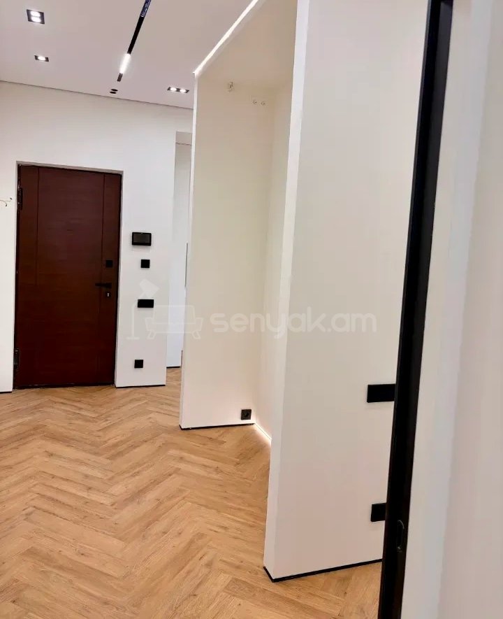 3 Սենյականոց Բնակարան Նորակառույցում, 88քմ, 5/16 հարկ, Դիզայներական Վերանորոգված
