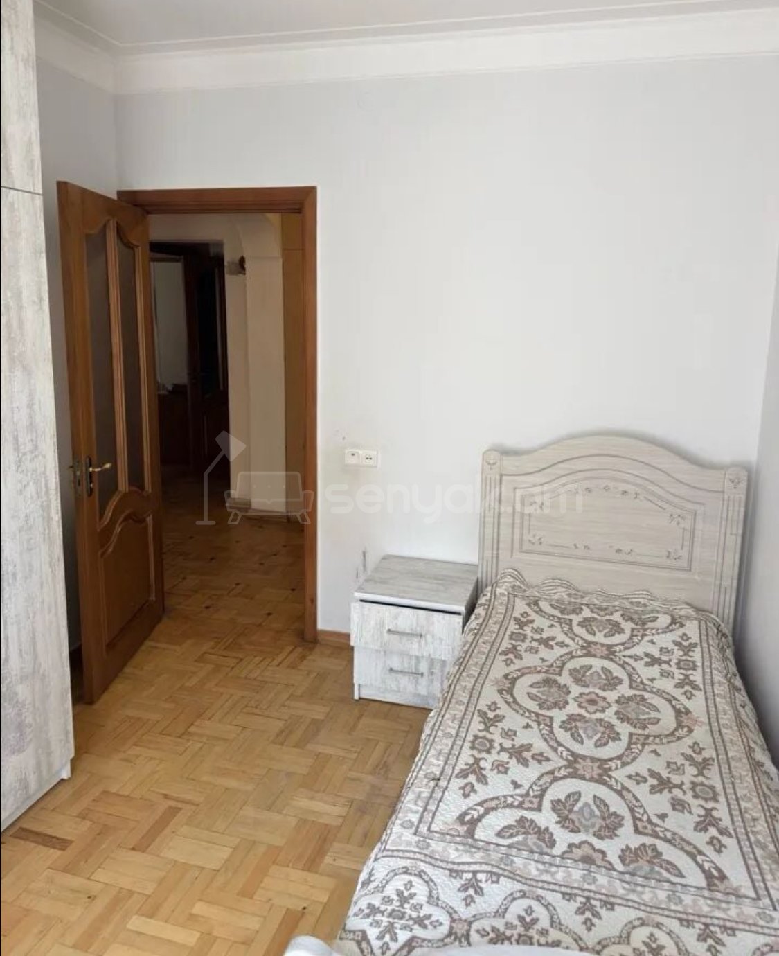 3 Սենյականոց Բնակարան, 85քմ, 4/9 հարկ, Նորմալ Վիճակում, Կահավորված