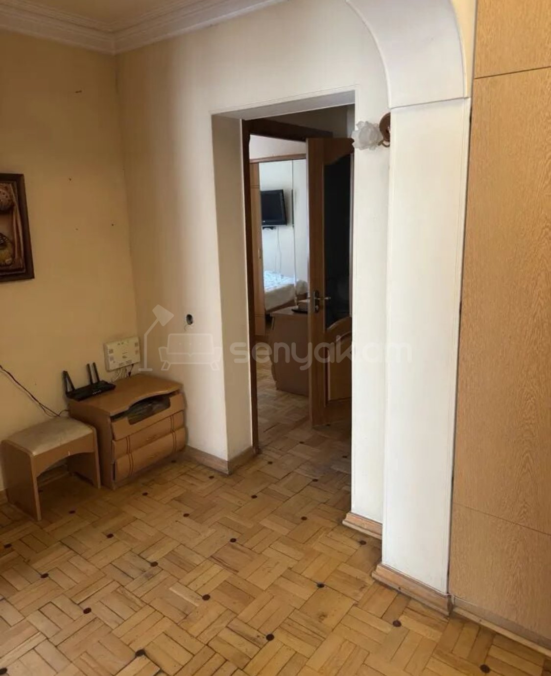 3 Սենյականոց Բնակարան, 85քմ, 4/9 հարկ, Նորմալ Վիճակում, Կահավորված