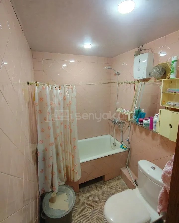 2 Սենյականոց Բնակարան, 39քմ, 3/9 հարկ, Նորմալ Վիճակում