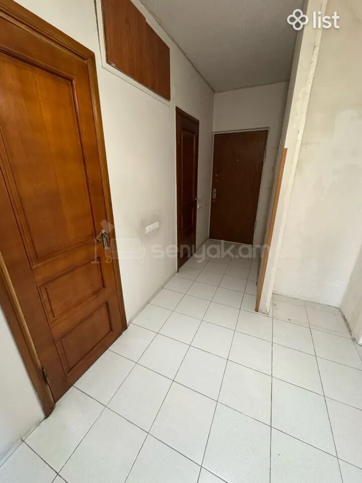 3 Սենյականոց Բնակարան, 76քմ, 3/12 հարկ, Կապիտալ Վերանորոգված