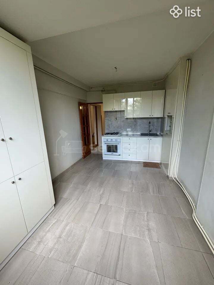3 Սենյականոց Բնակարան, 76քմ, 3/12 հարկ, Կապիտալ Վերանորոգված