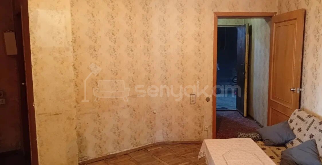 3 Սենյականոց Բնակարան, 93քմ, 15/15 հարկ, Պետական Վիճակում