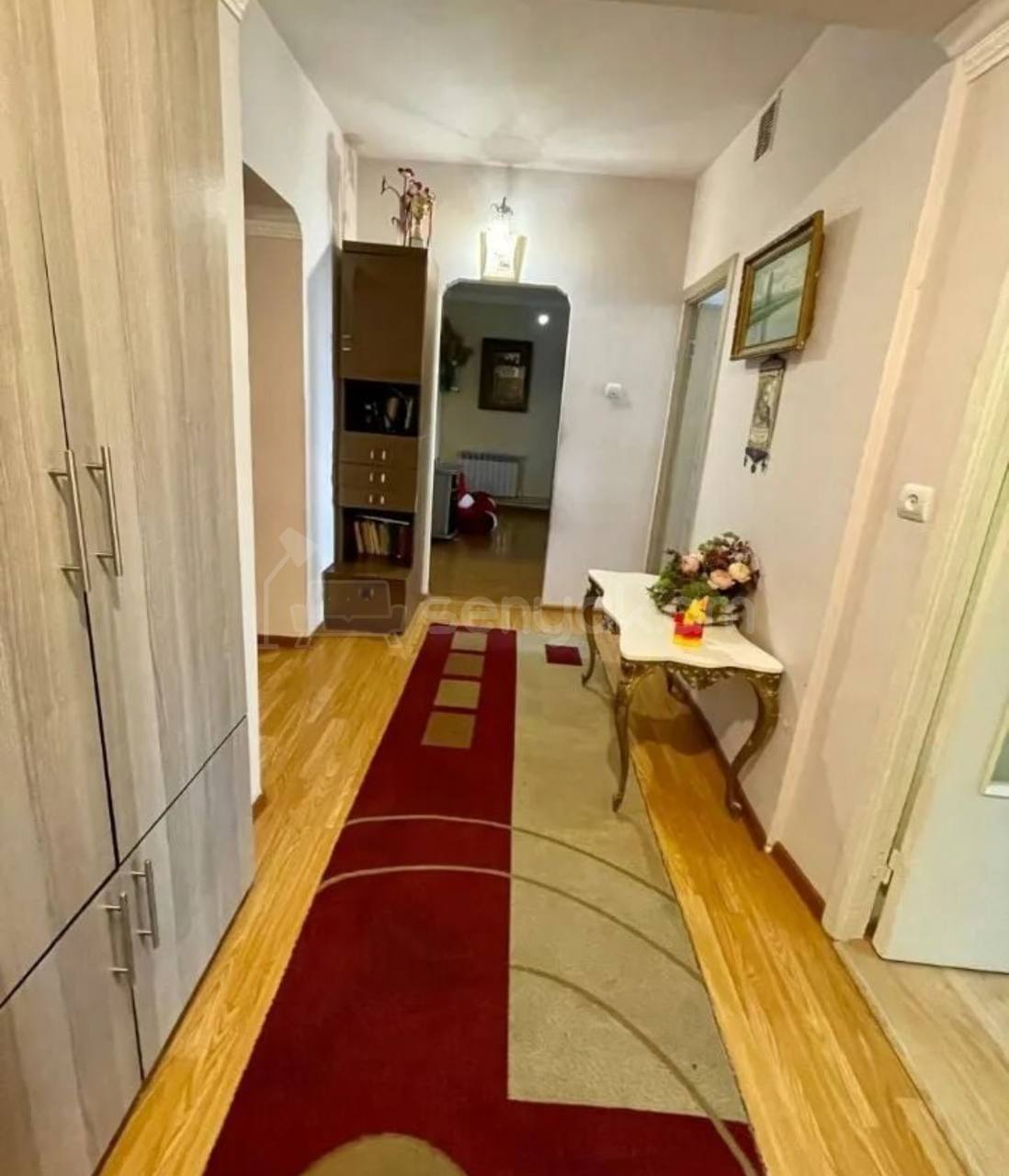 3 Սենյականոց Բնակարան, 98քմ, 4/9 հարկ, Կապիտալ Վերանորոգված