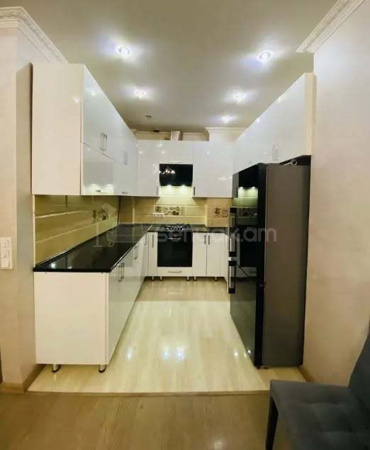 3 Սենյականոց Բնակարան Նորակառույցում, 67քմ, 3/17 հարկ, Կապիտալ Վերանորոգված