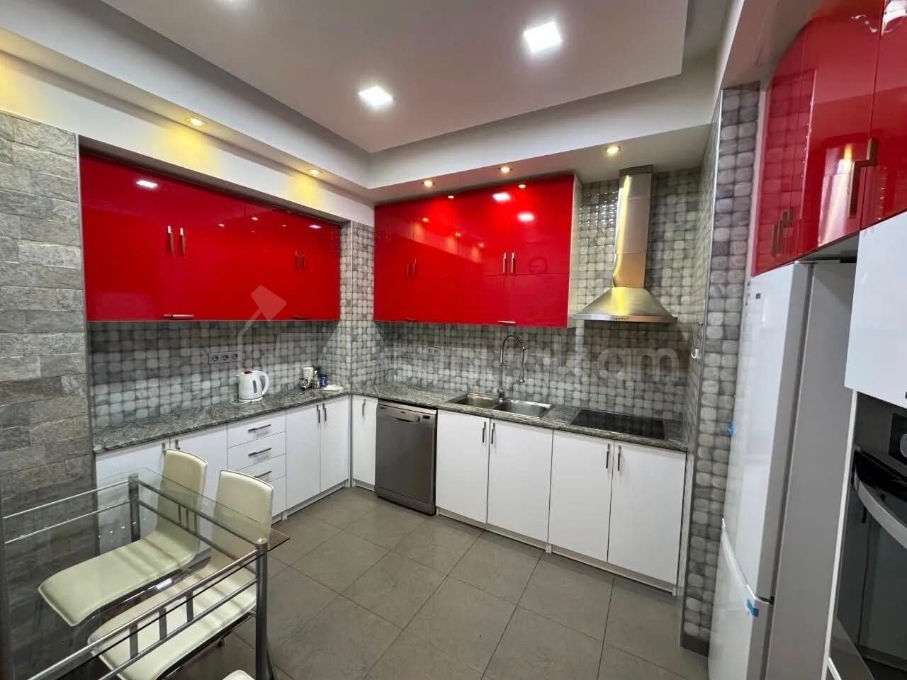 3 Սենյականոց Բնակարան Նորակառույցում, 98քմ, 6/18 հարկ, Դիզայներական Վերանորոգված