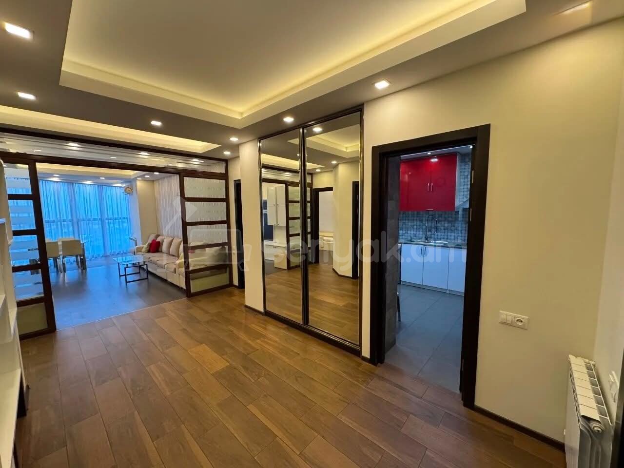 3 Սենյականոց Բնակարան Նորակառույցում, 98քմ, 6/18 հարկ, Դիզայներական Վերանորոգված