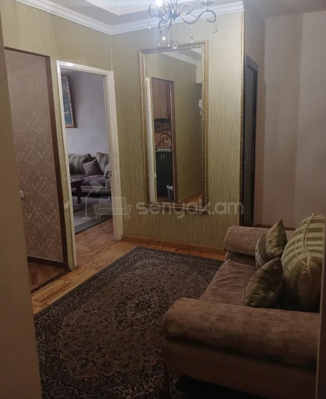 3 Սենյականոց Բնակարան Քարե Շենքում, 85քմ, 5/5 հարկ, Կապիտալ Վերանորոգված, Կահավորված