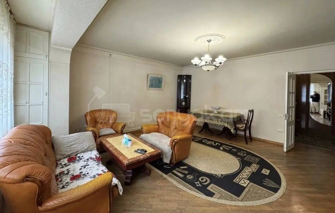3 Սենյականոց Բնակարան, 83քմ, 2/9 հարկ, Կապիտալ Վերանորոգված, Կահավորված, Արևկող