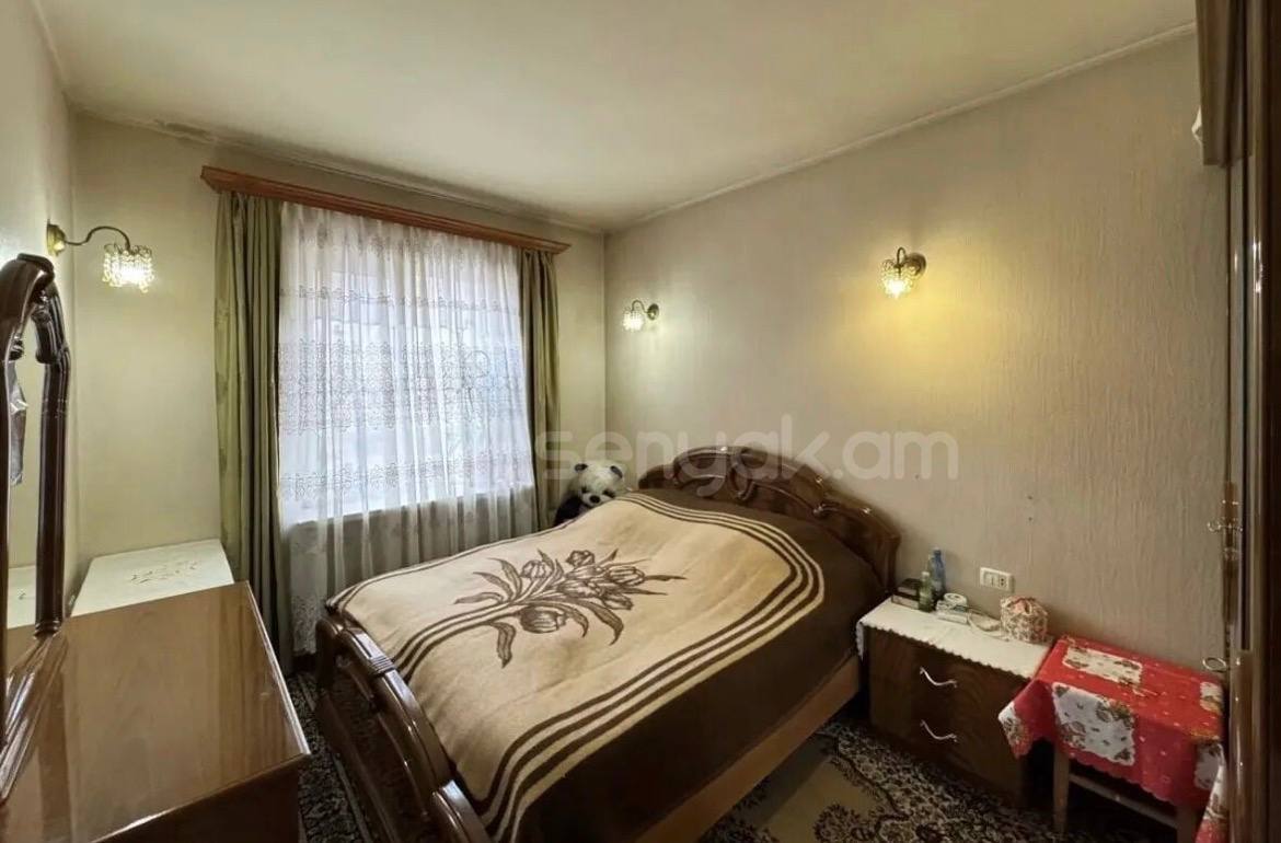 3 Սենյականոց Բնակարան, 83քմ, 2/9 հարկ, Կապիտալ Վերանորոգված, Կահավորված, Արևկող
