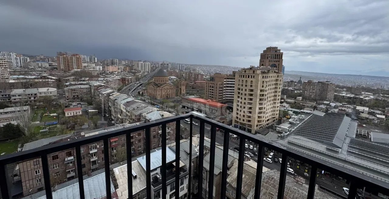 4 Սենյականոց Բնակարան Նորակառույցում, 126քմ, 13/18 հարկ, Զրոյական Վիճակում