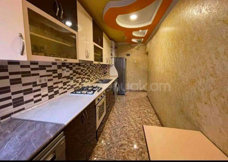 3 Սենյականոց Բնակարան, 75քմ, 1/9 հարկ, Կապիտալ Վերանորոգված