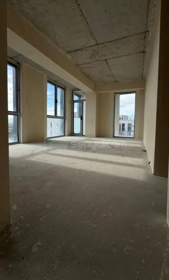 3 Սենյականոց Բնակարան Նորակառույցում, 104քմ, 16/18 հարկ, Զրոյական Վիճակում