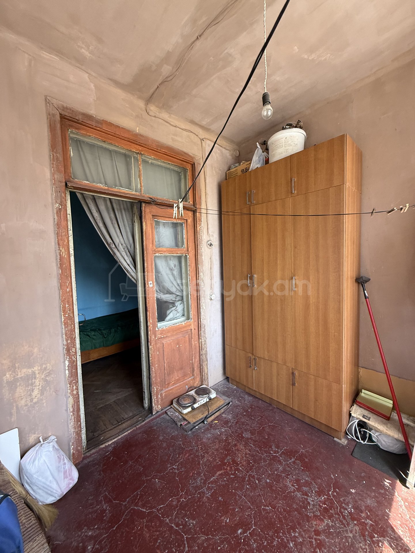2 Սենյականոց Բնակարան Քարե Շենքում, 54քմ, 3/5 հարկ, Պետական Վիճակում