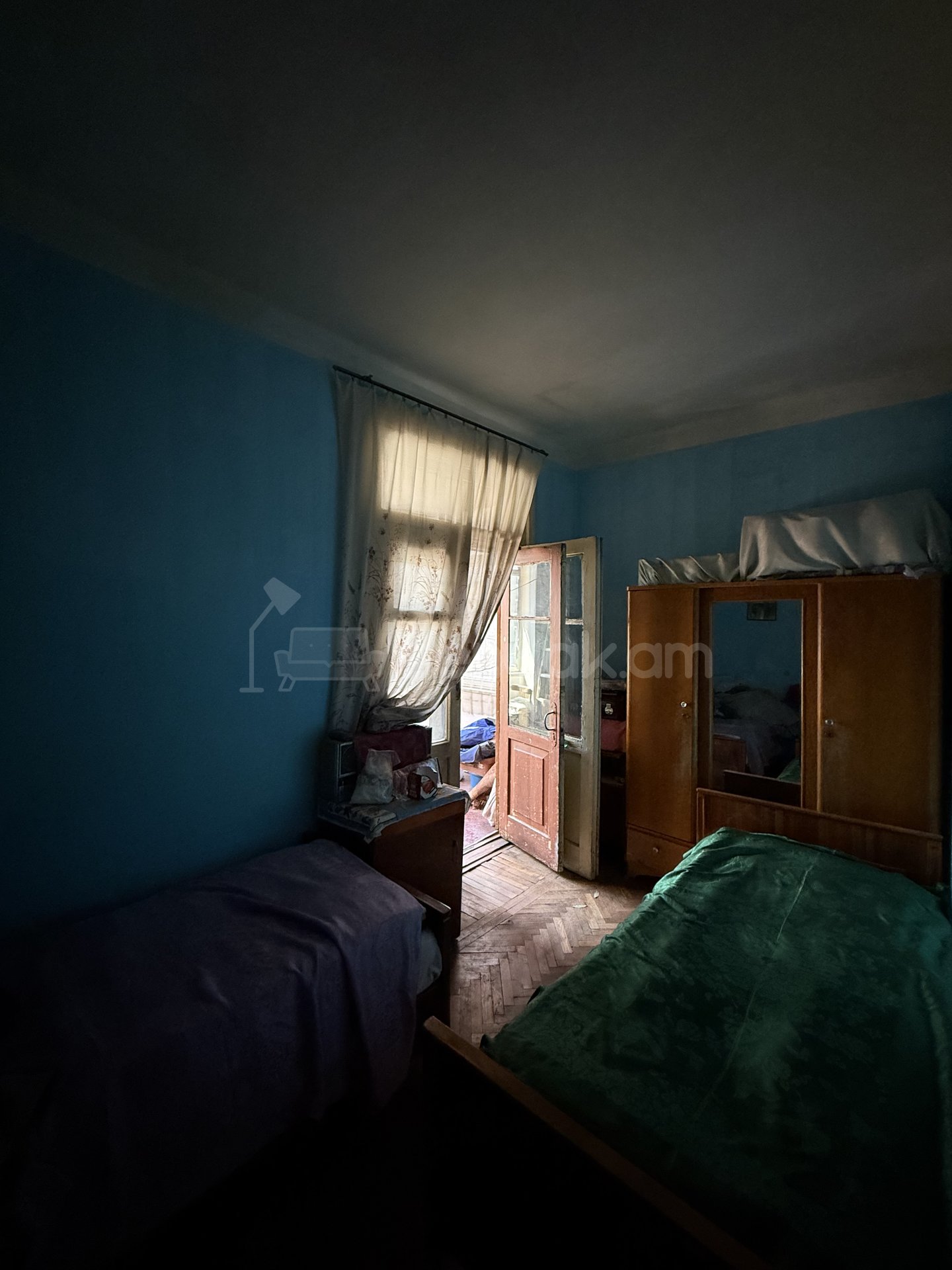 2 Սենյականոց Բնակարան Քարե Շենքում, 54քմ, 3/5 հարկ, Պետական Վիճակում