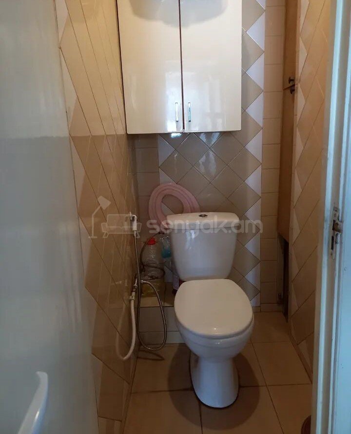 3 Սենյականոց Բնակարան, 82քմ, 7/14 հարկ, Նորմալ Վիճակում
