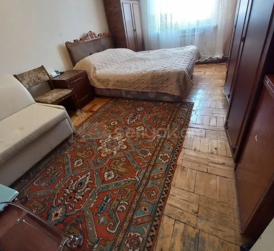 3 Սենյականոց Բնակարան, 82քմ, 7/14 հարկ, Նորմալ Վիճակում