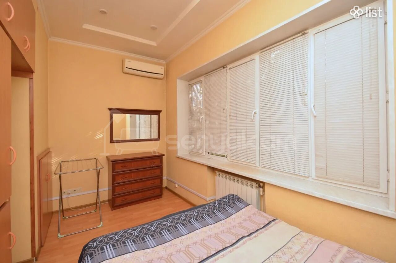2 Սենյականոց Բնակարան Քարե Շենքում, 68քմ, 2/4 հարկ, Կապիտալ Վերանորոգված