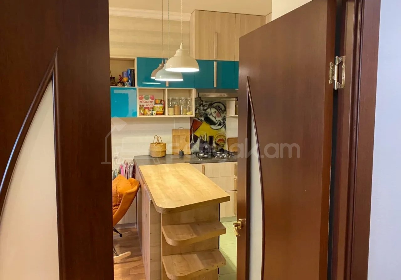 2 Սենյականոց Բնակարան Նորակառույցում, 62քմ, 9/13 հարկ, Կապիտալ Վերանորոգված