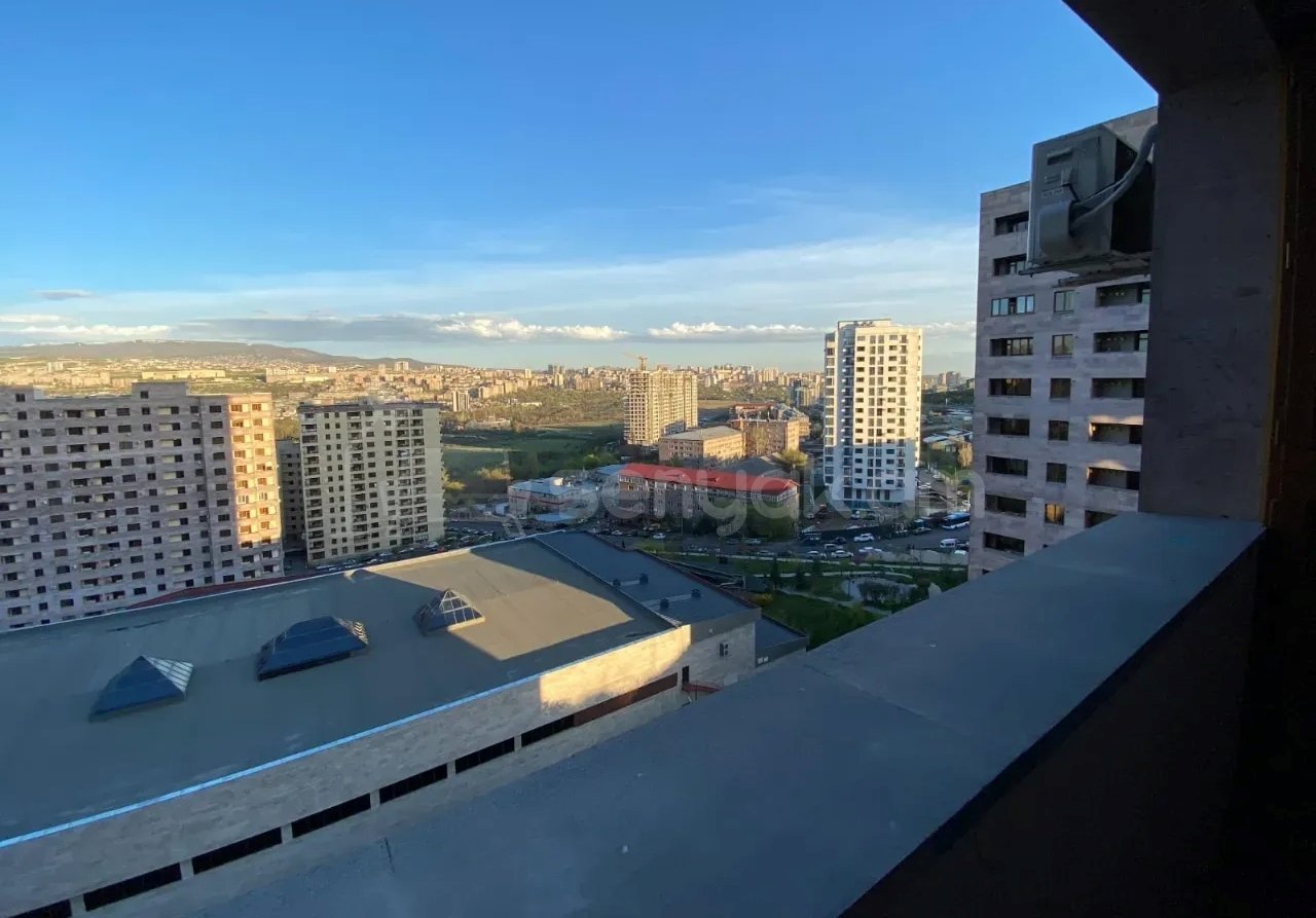 2 Սենյականոց Բնակարան Նորակառույցում, 62քմ, 9/13 հարկ, Կապիտալ Վերանորոգված