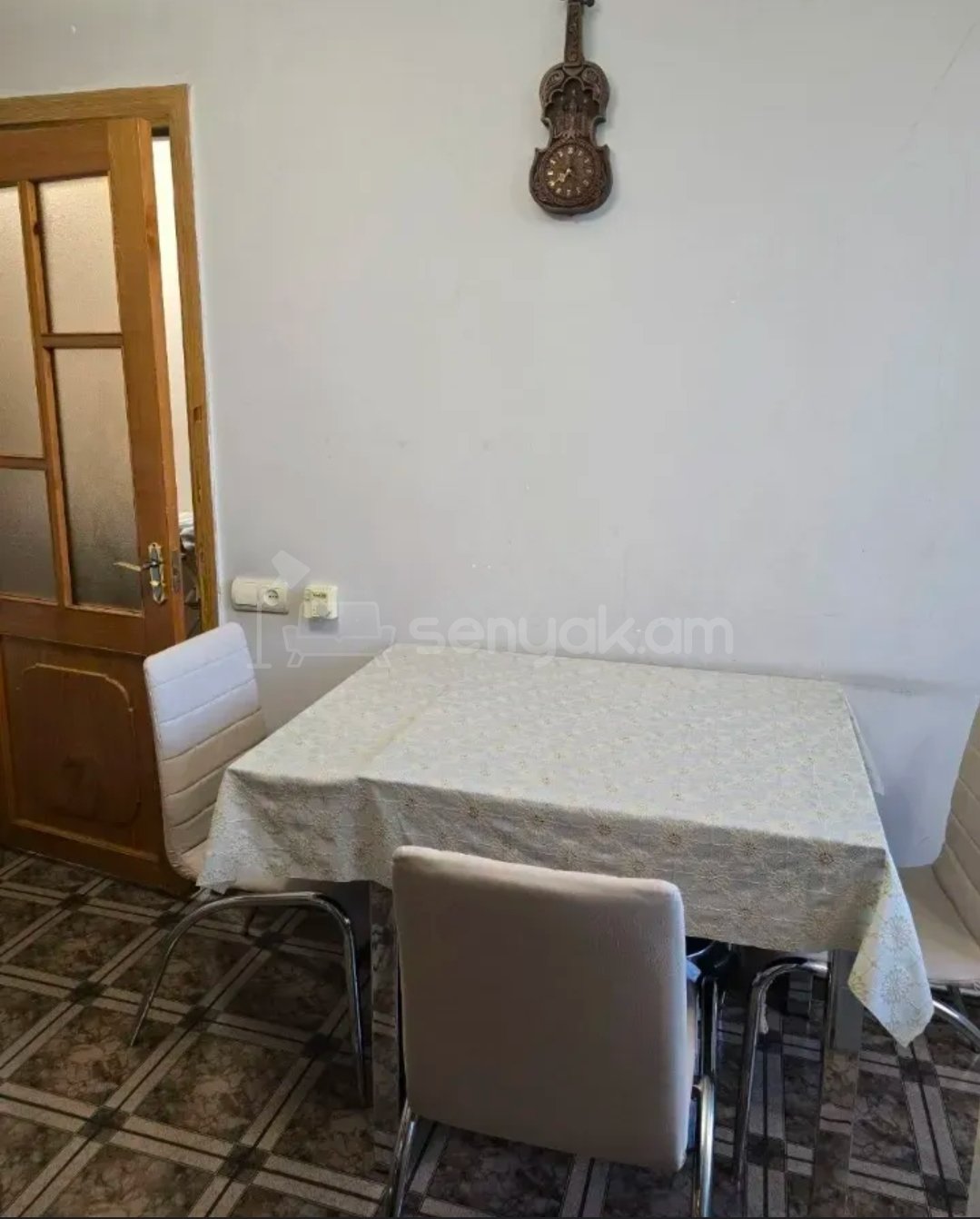 3 Սենյականոց Բնակարան, 68քմ, 2/12 հարկ, Նորմալ Վիճակում